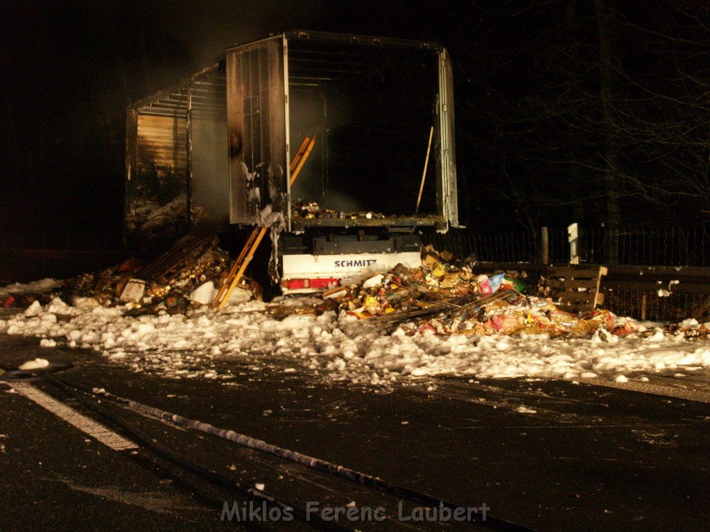 A 3 Rich Frankfurt RS Koenigsforst Brand Lkw Anhaenger  P36.JPG